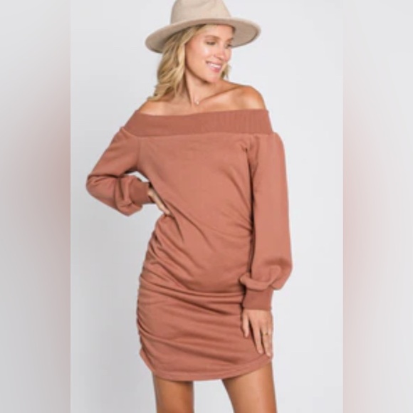 NWOT- Le Lis Collection- Salmon Off Shoulder Ruched Side French Terry Dress - Picture 2 of 7